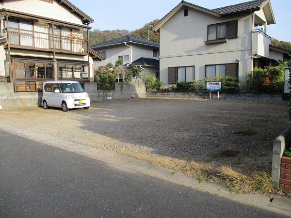 浜坂奥田パーキング