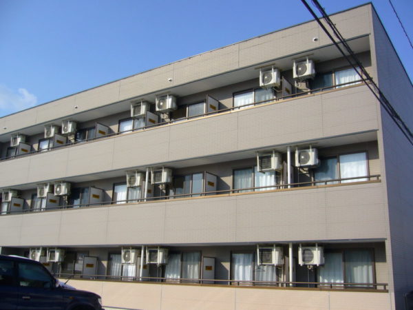 ルミナス湖山外観写真